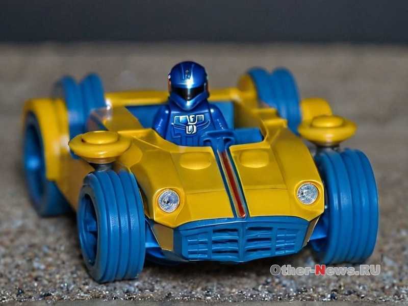 Как научить ребенка различать искренность и лесть?