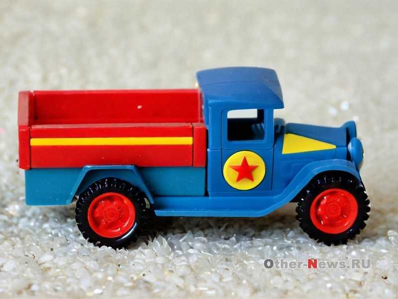 Как выбрать безопасное средство от насекомых для детей?