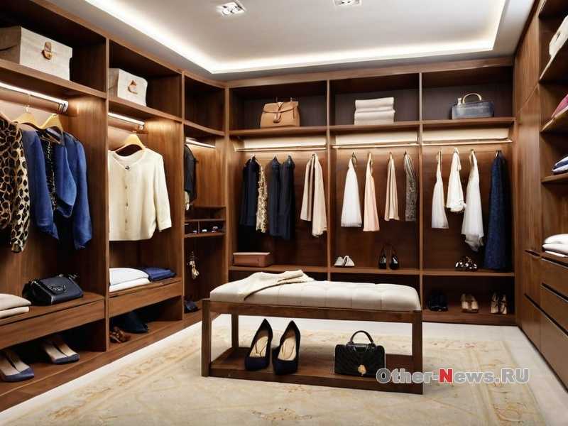 Как носить топ с открытыми плечами и выглядеть стильно